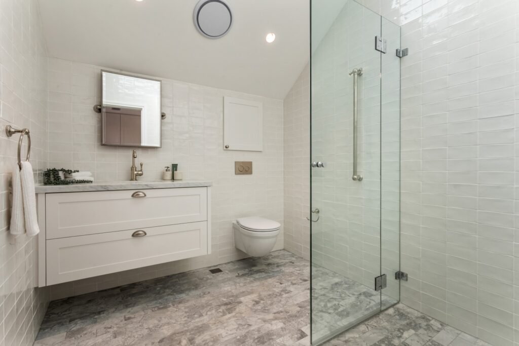 p2 bathroom2